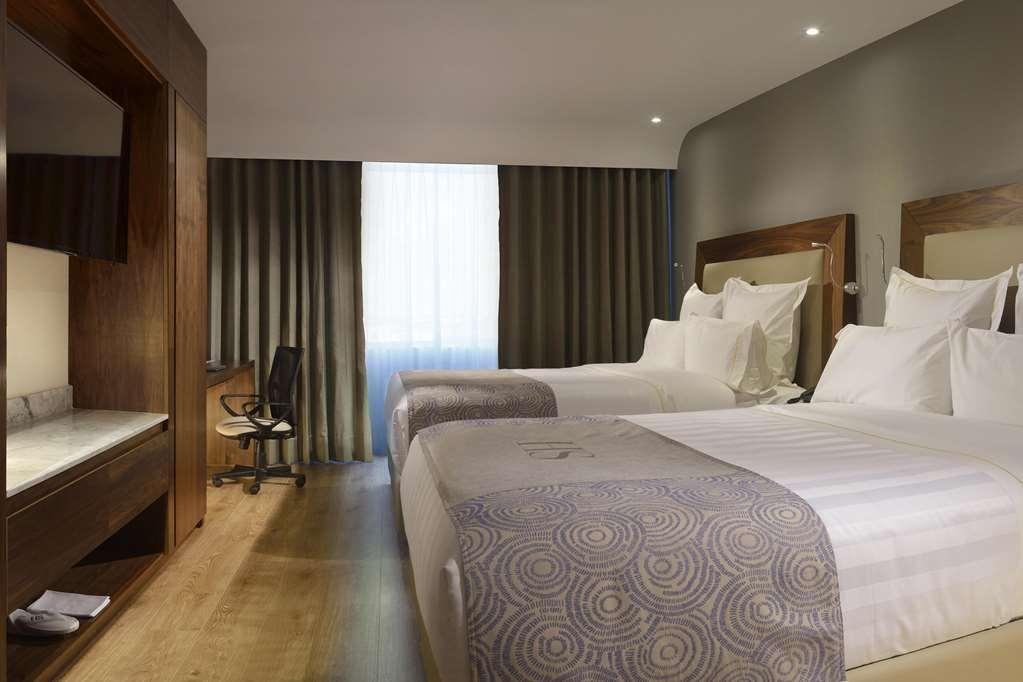 Hs Hotsson Hotel Silao Oda fotoğraf