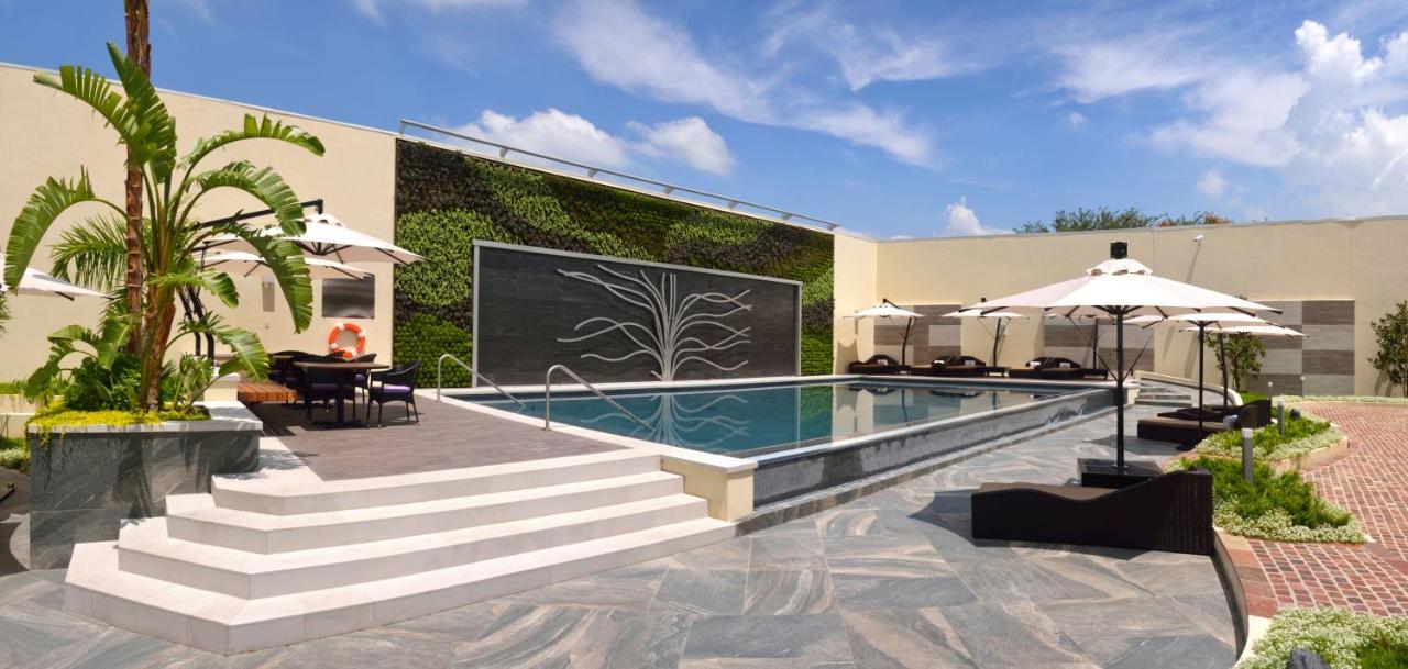 Hs Hotsson Hotel Silao Dış mekan fotoğraf